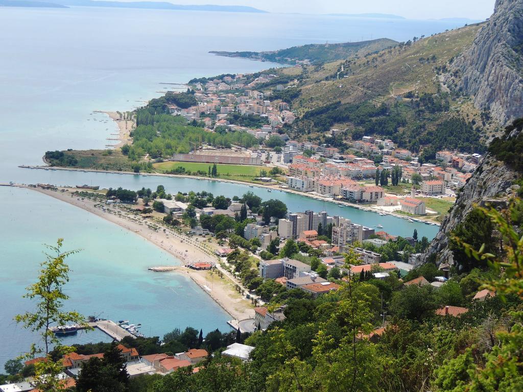 Villa Maristika Omis Luaran gambar